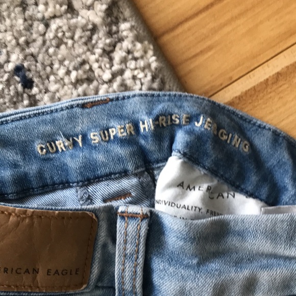 American eagle high rise curvy light jegging - Picture 4 of 4
